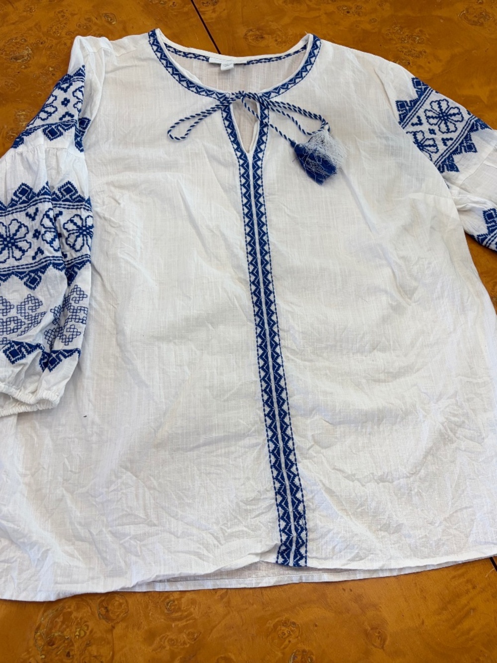 Charter Club Women's Peasant/Boho embroidered blouse Large